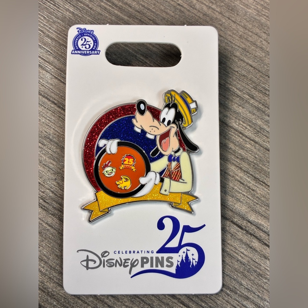 Disney Parks 2025 Goofy 25 Years Pin